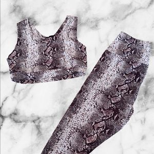 PLT SNAKESKIN BRA & LEGGINGS